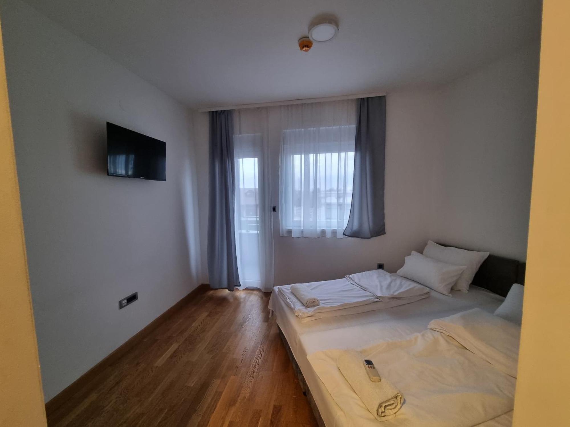 Apartament Gosnje Nowy Sad Pokój zdjęcie
